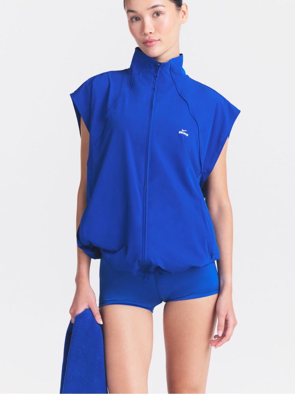 NIKESKIMS STRETCH NYLON
OVERSIZED VEST